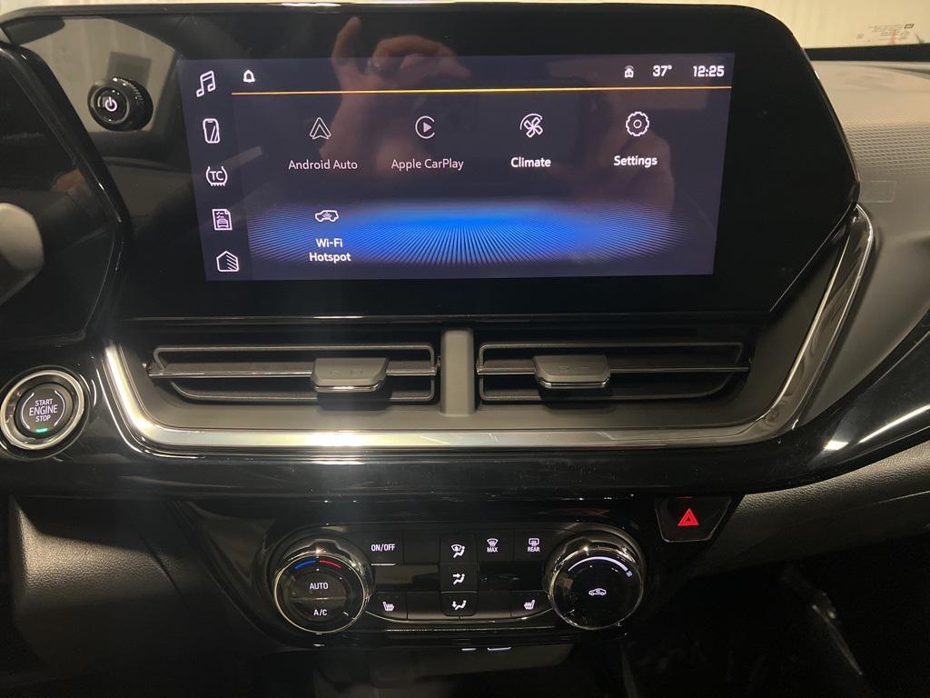 new 2025 Chevrolet Trax car, priced at $26,590