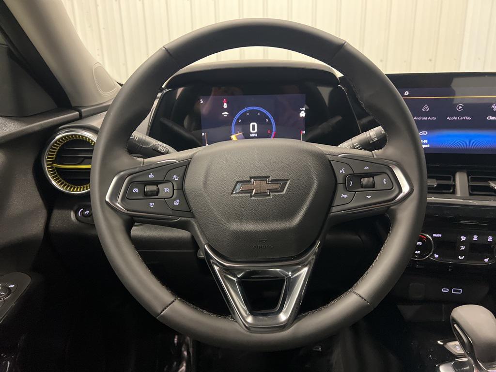 new 2025 Chevrolet Trax car, priced at $26,590