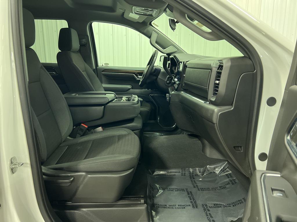 used 2024 Chevrolet Silverado 1500 car, priced at $40,590