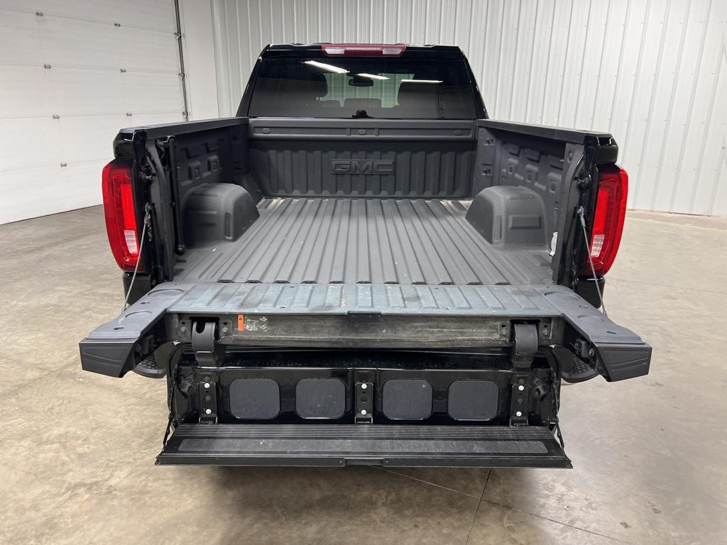 used 2022 GMC Sierra 1500 car, priced at $46,280