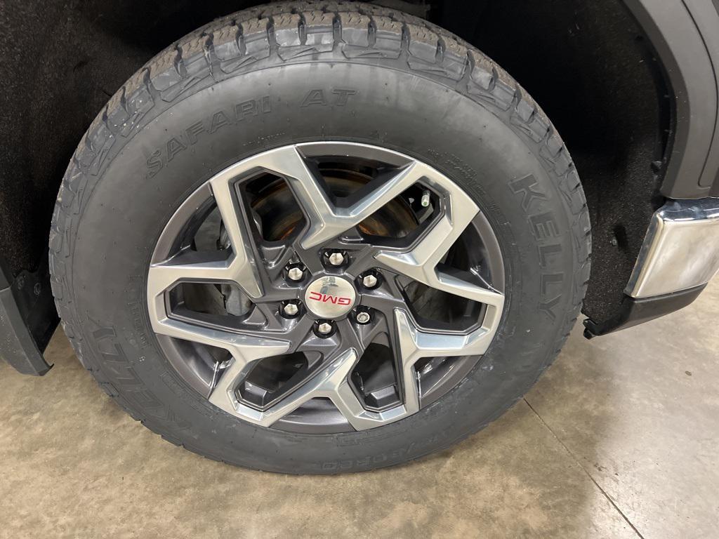 used 2022 GMC Sierra 1500 car, priced at $46,280