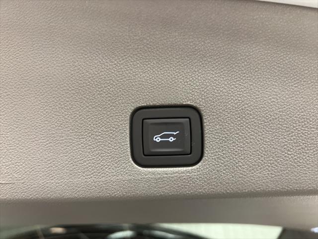 new 2025 Cadillac XT6 car, priced at $66,615