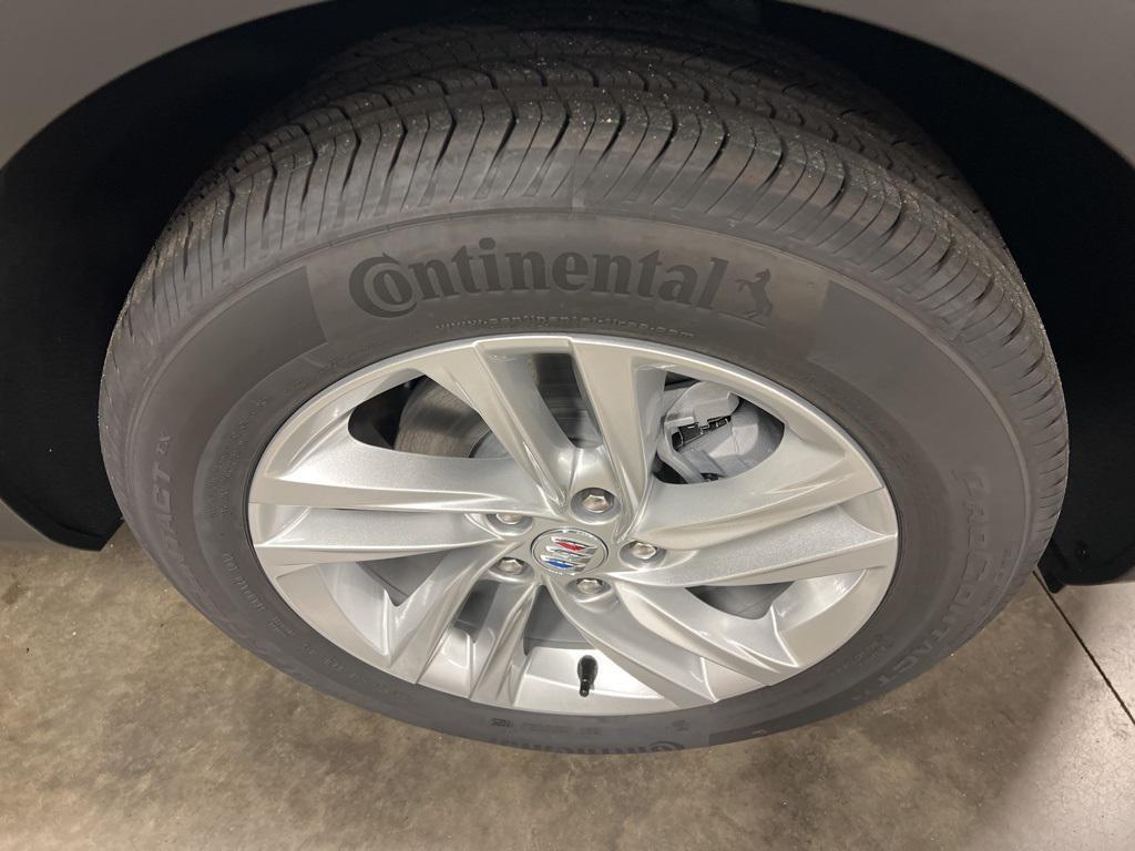 new 2025 Buick Envista car, priced at $27,875
