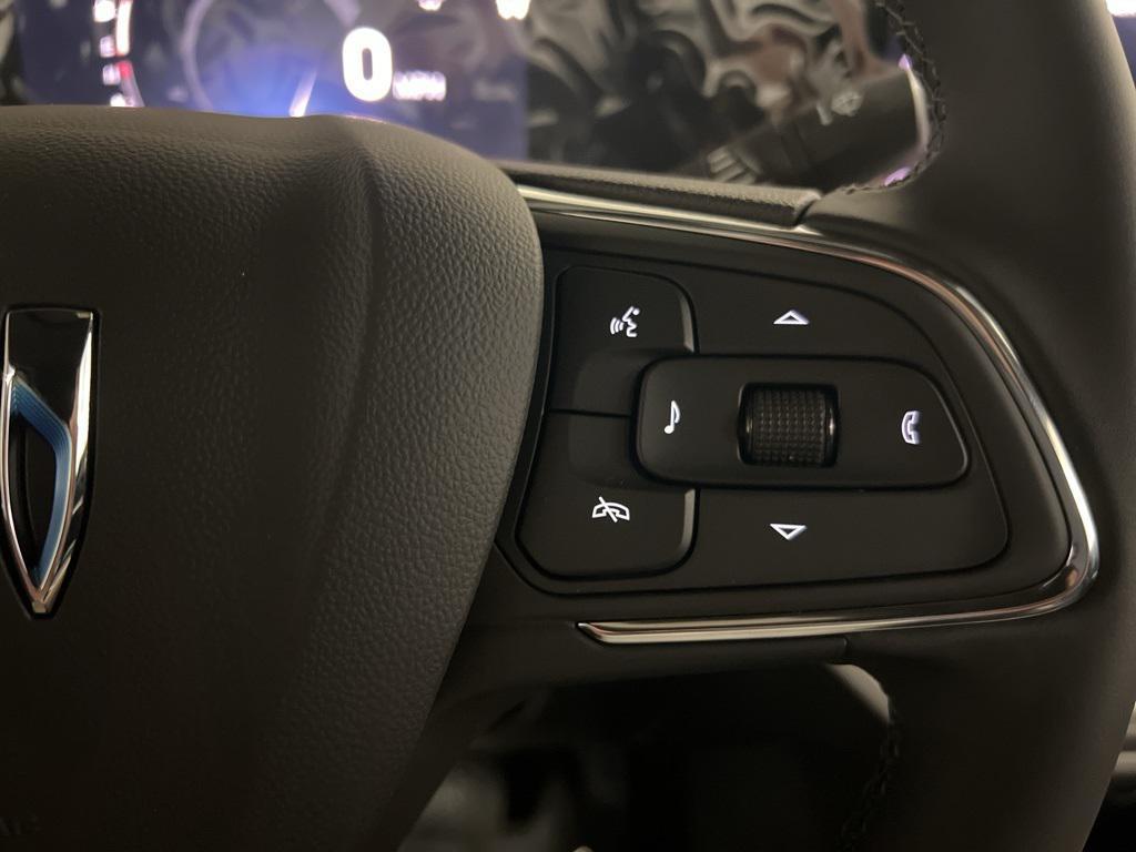 new 2025 Buick Envista car, priced at $27,875
