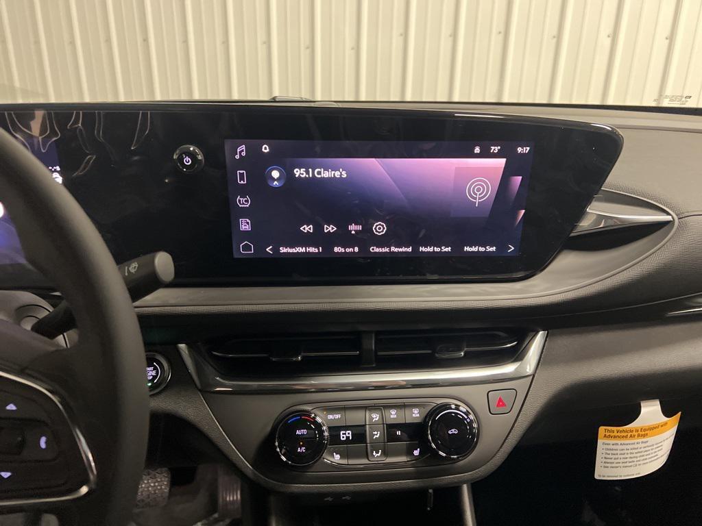 new 2025 Buick Envista car, priced at $27,875
