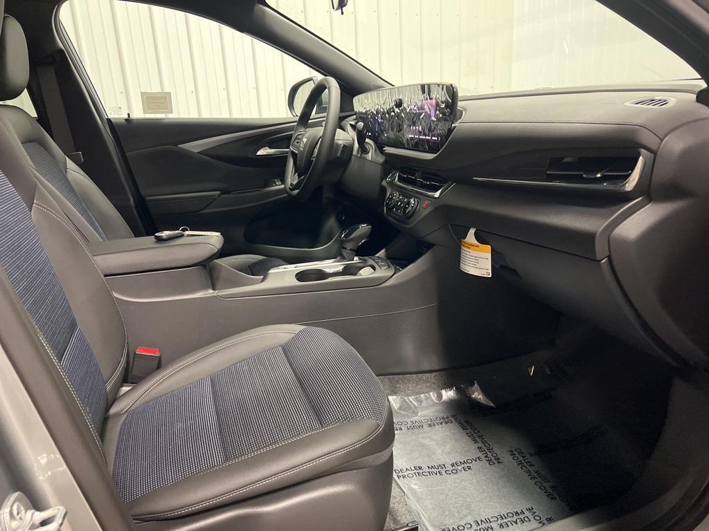 new 2025 Buick Envista car, priced at $27,875