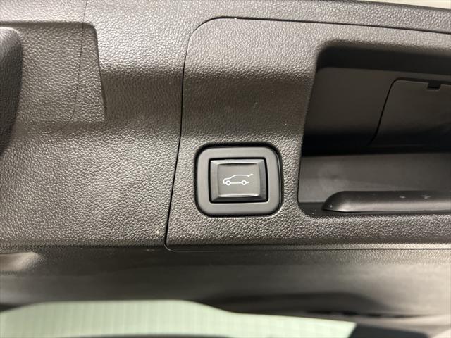 used 2023 GMC Acadia car, priced at $31,490