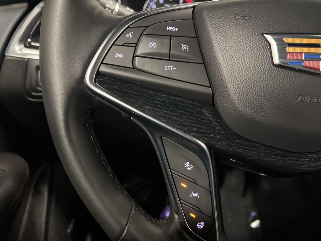 used 2025 Cadillac XT5 car, priced at $43,218