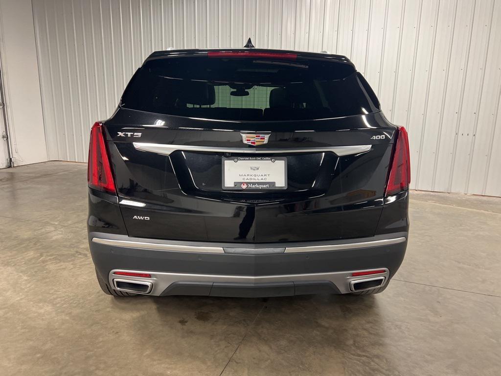 used 2025 Cadillac XT5 car, priced at $43,218