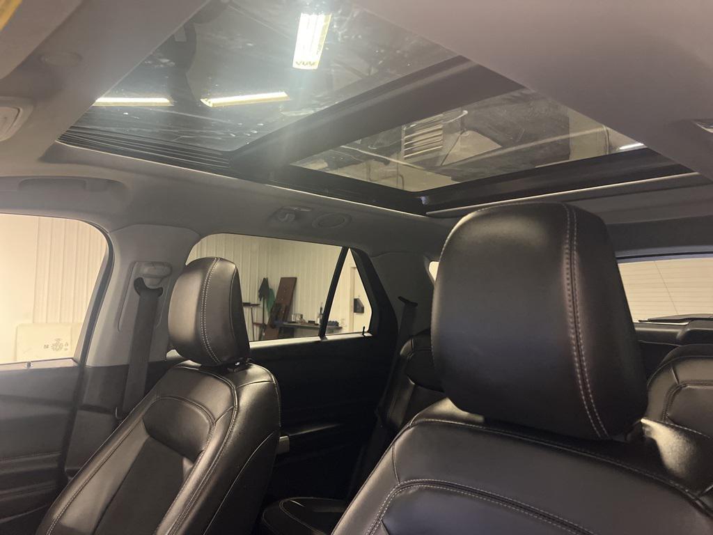 used 2021 Ford Explorer car, priced at $25,359