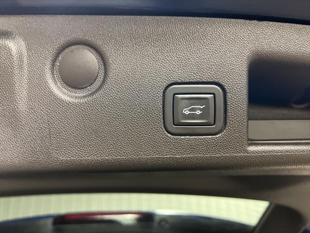 used 2023 Chevrolet Equinox car, priced at $25,590