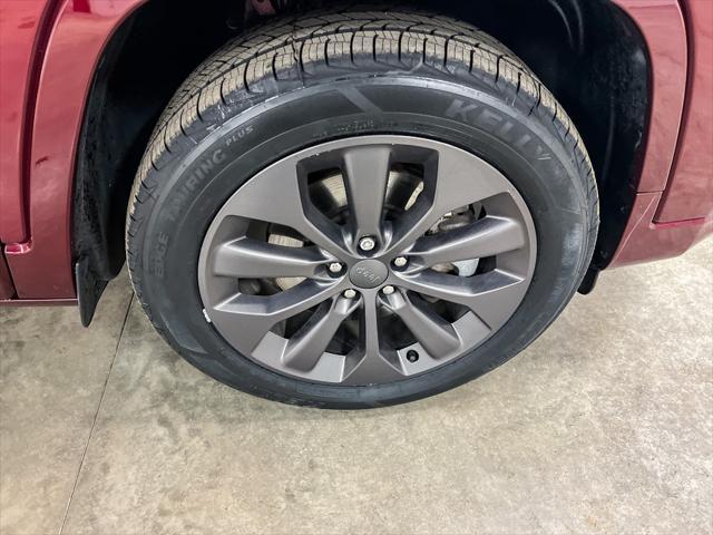 used 2020 Jeep Cherokee car, priced at $20,560