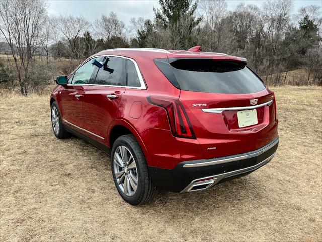 new 2025 Cadillac XT5 car, priced at $60,990