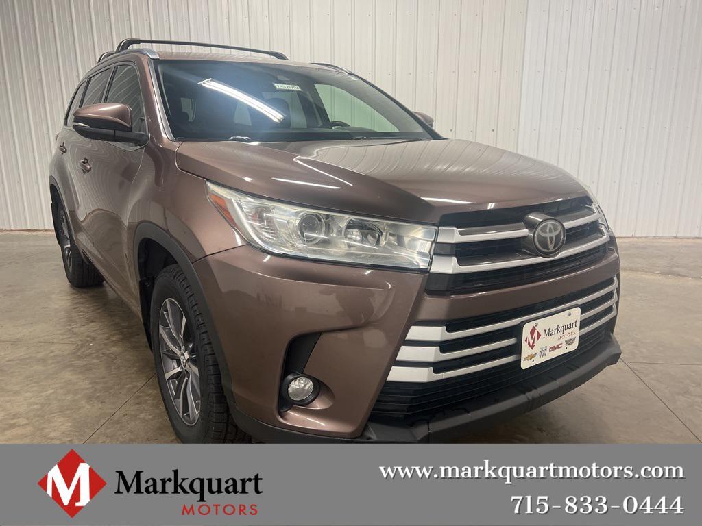 used 2017 Toyota Highlander car, priced at $18,990