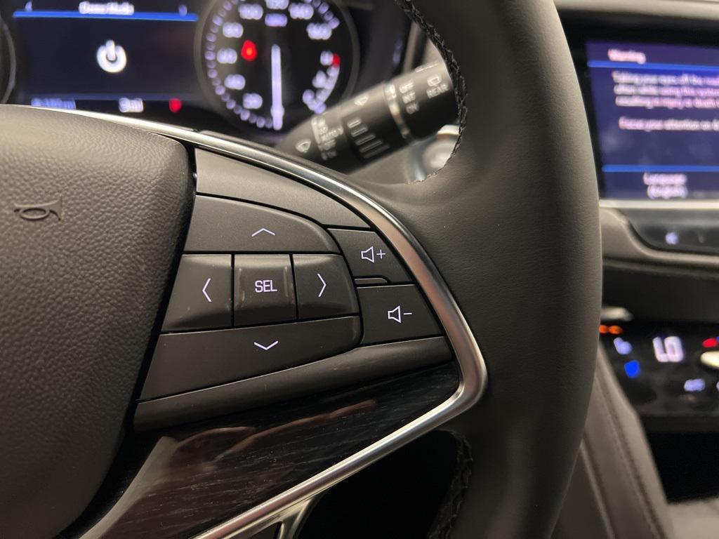 new 2025 Cadillac XT5 car, priced at $59,290