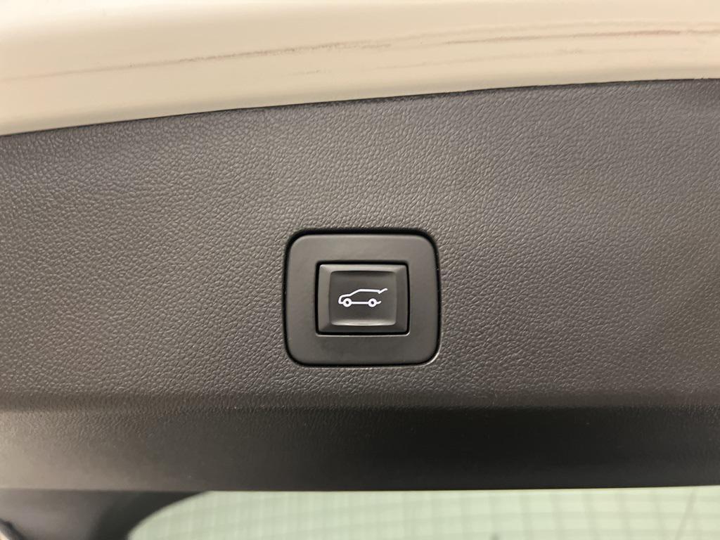 used 2022 Buick Encore GX car, priced at $17,890