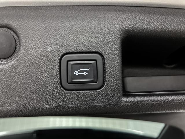 used 2022 Chevrolet Equinox car, priced at $22,820
