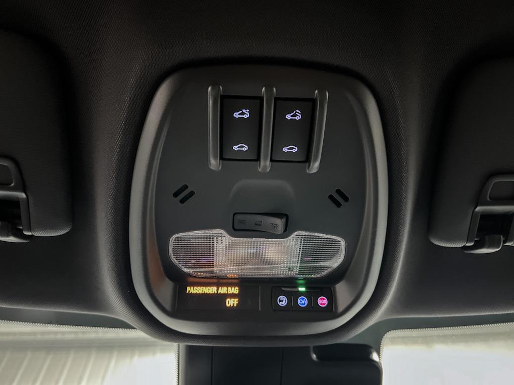 new 2025 Chevrolet Trax car, priced at $27,680