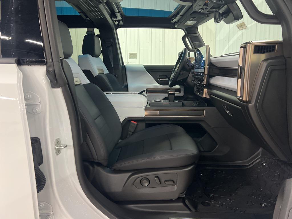 new 2025 GMC HUMMER EV SUV car, priced at $100,540