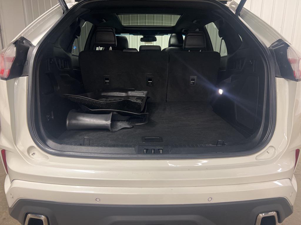 used 2022 Ford Edge car, priced at $27,990