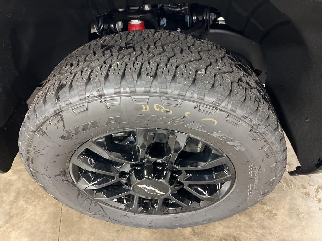new 2025 Chevrolet Silverado 2500 car, priced at $67,365