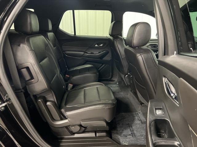 used 2022 Chevrolet Traverse car, priced at $34,990