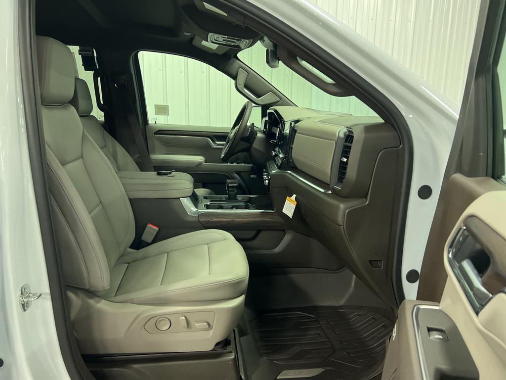 new 2026 GMC Sierra 1500 car, priced at $67,940