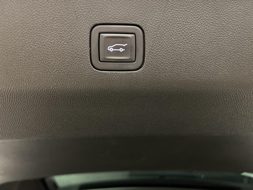 used 2023 GMC Yukon car, priced at $62,730