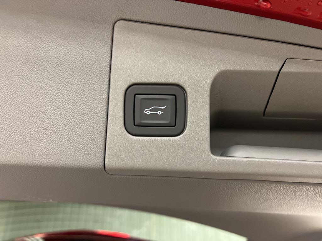 new 2025 Cadillac XT5 car, priced at $60,515