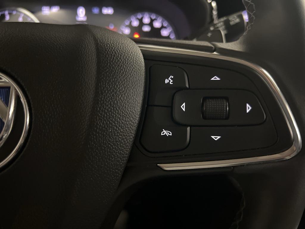 used 2022 Buick Envision car, priced at $28,840