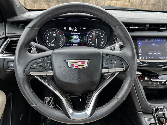 used 2023 Cadillac XT6 car, priced at $39,990