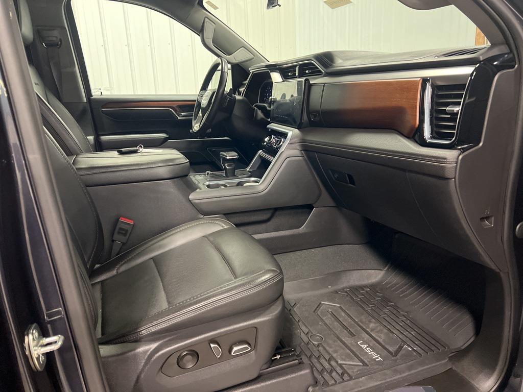 used 2023 GMC Sierra 1500 car, priced at $43,790