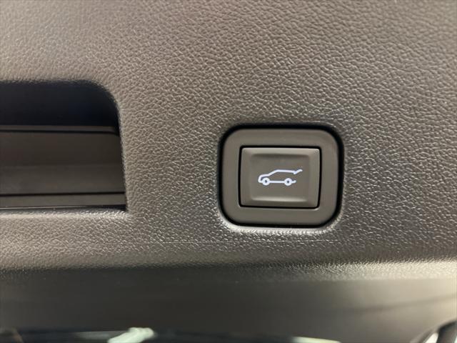 new 2025 Chevrolet Traverse car, priced at $57,545