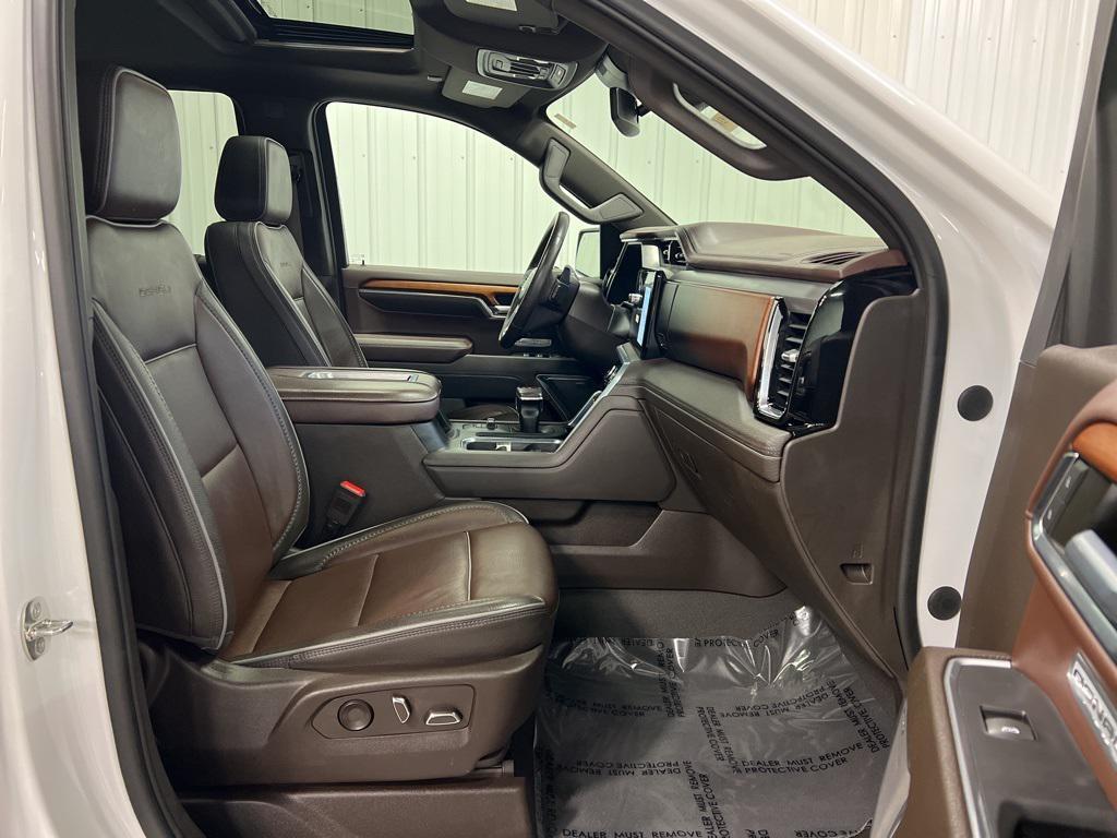 used 2022 GMC Sierra 1500 car, priced at $46,870