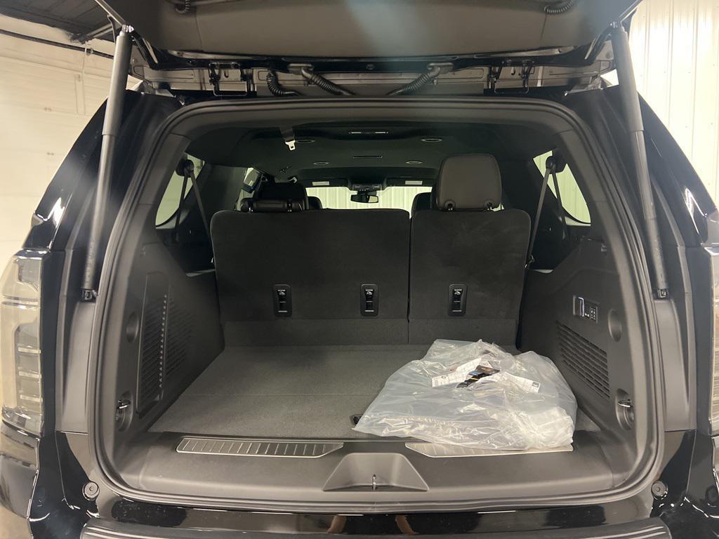 new 2025 Chevrolet Suburban car, priced at $85,295
