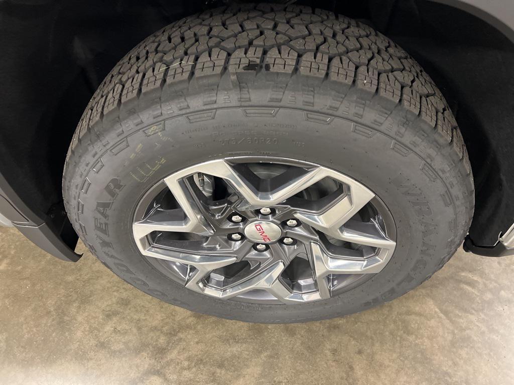 new 2026 GMC Sierra 1500 car, priced at $67,640