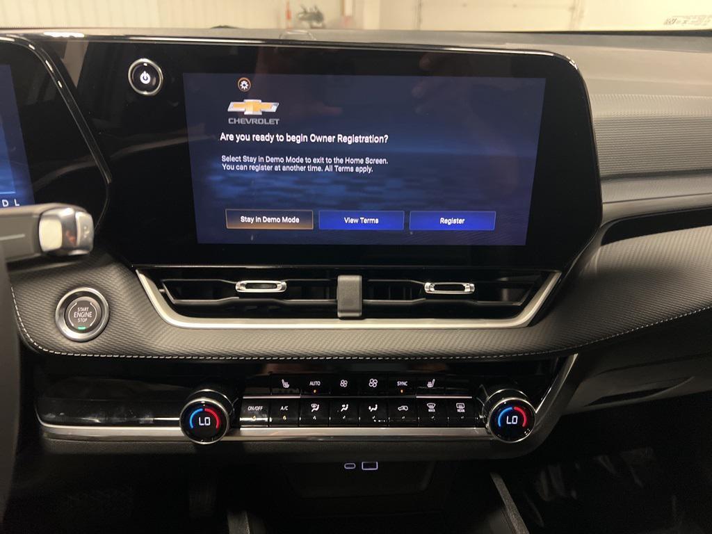 new 2026 Chevrolet Equinox car, priced at $35,190