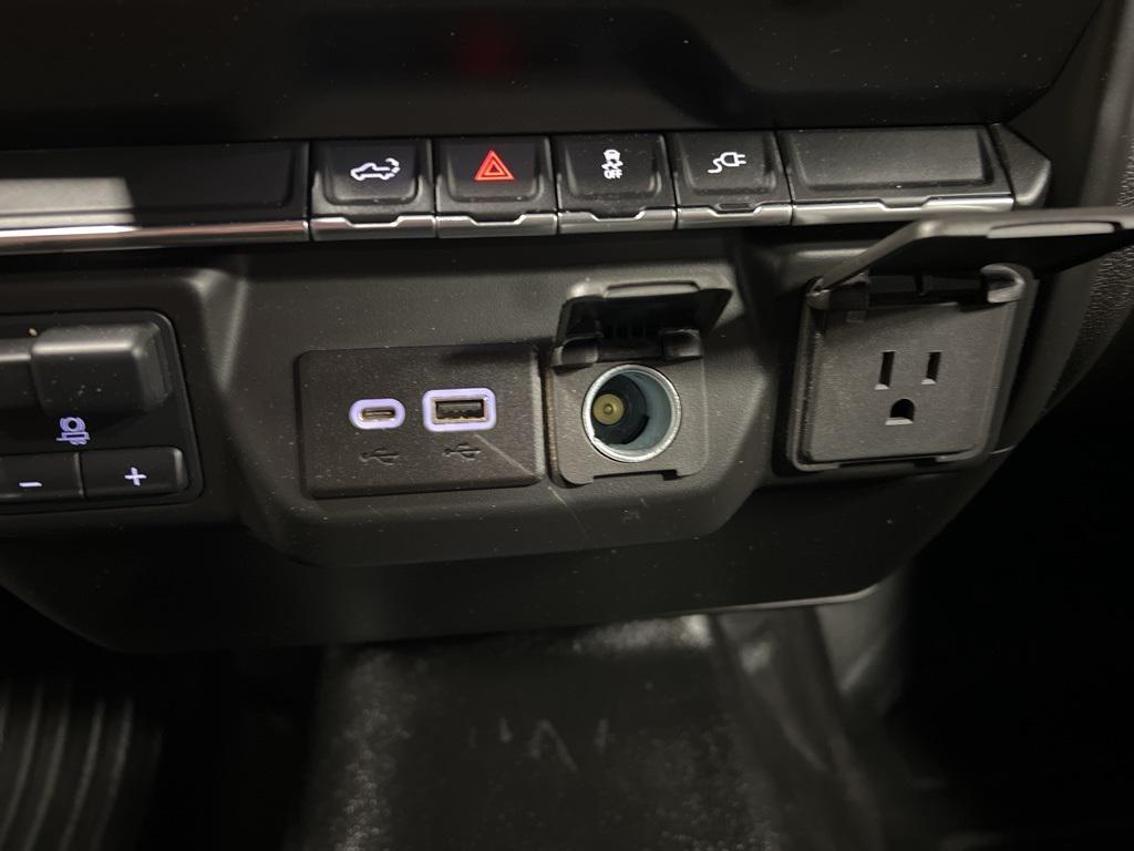 used 2021 Chevrolet Silverado 2500 car, priced at $39,780