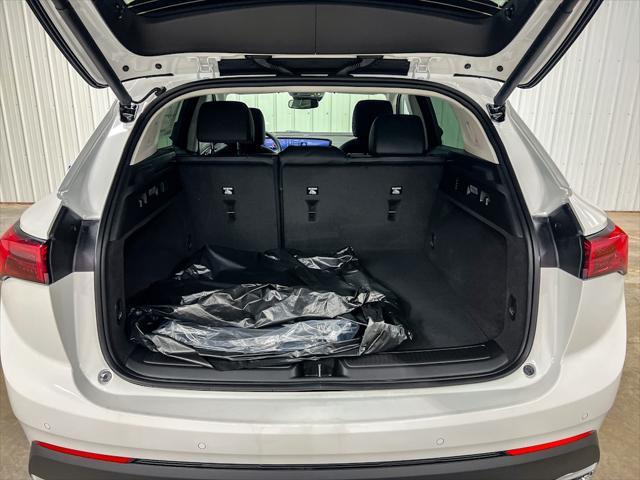 new 2025 Buick Envision car, priced at $39,245