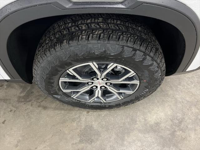 new 2025 GMC Acadia car, priced at $52,795