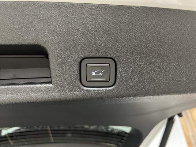 new 2025 GMC Acadia car, priced at $52,795