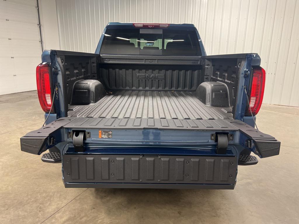 new 2026 GMC Sierra 1500 car, priced at $80,985