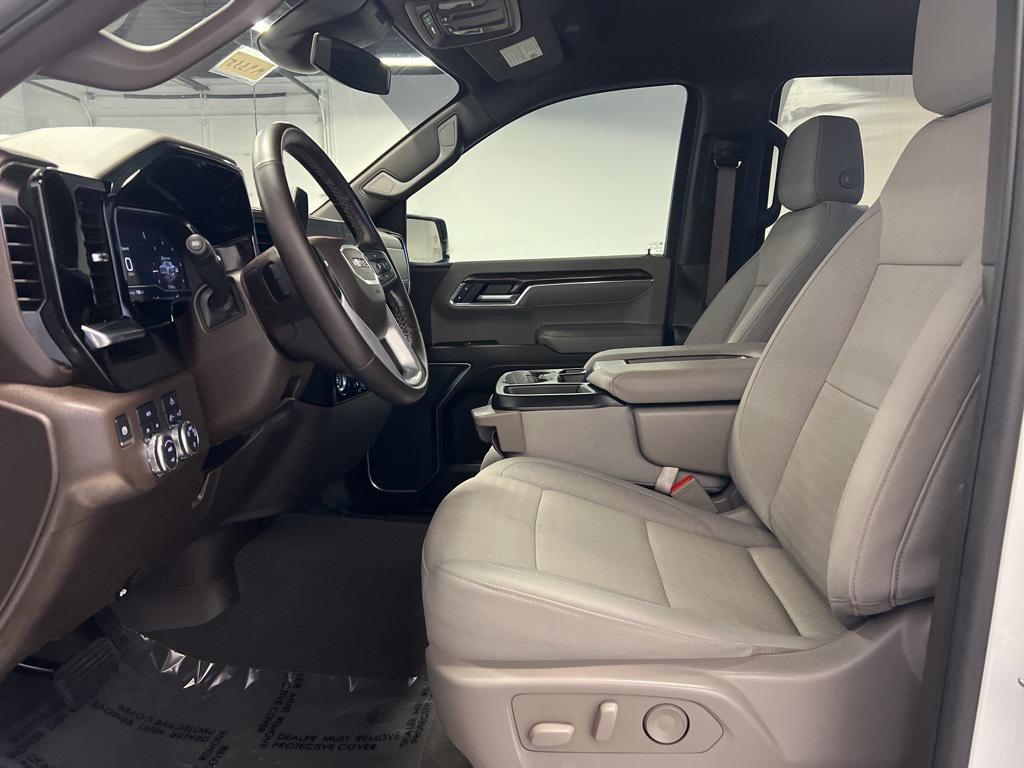 used 2024 GMC Sierra 1500 car, priced at $43,790