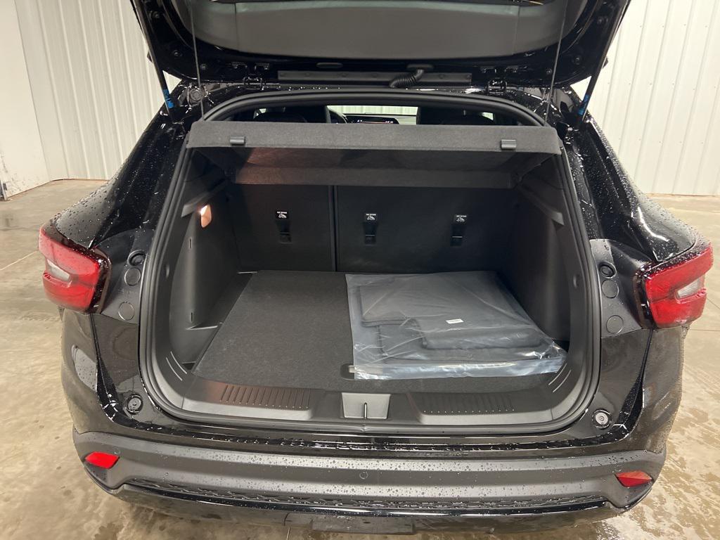 new 2025 Chevrolet Trax car, priced at $26,690
