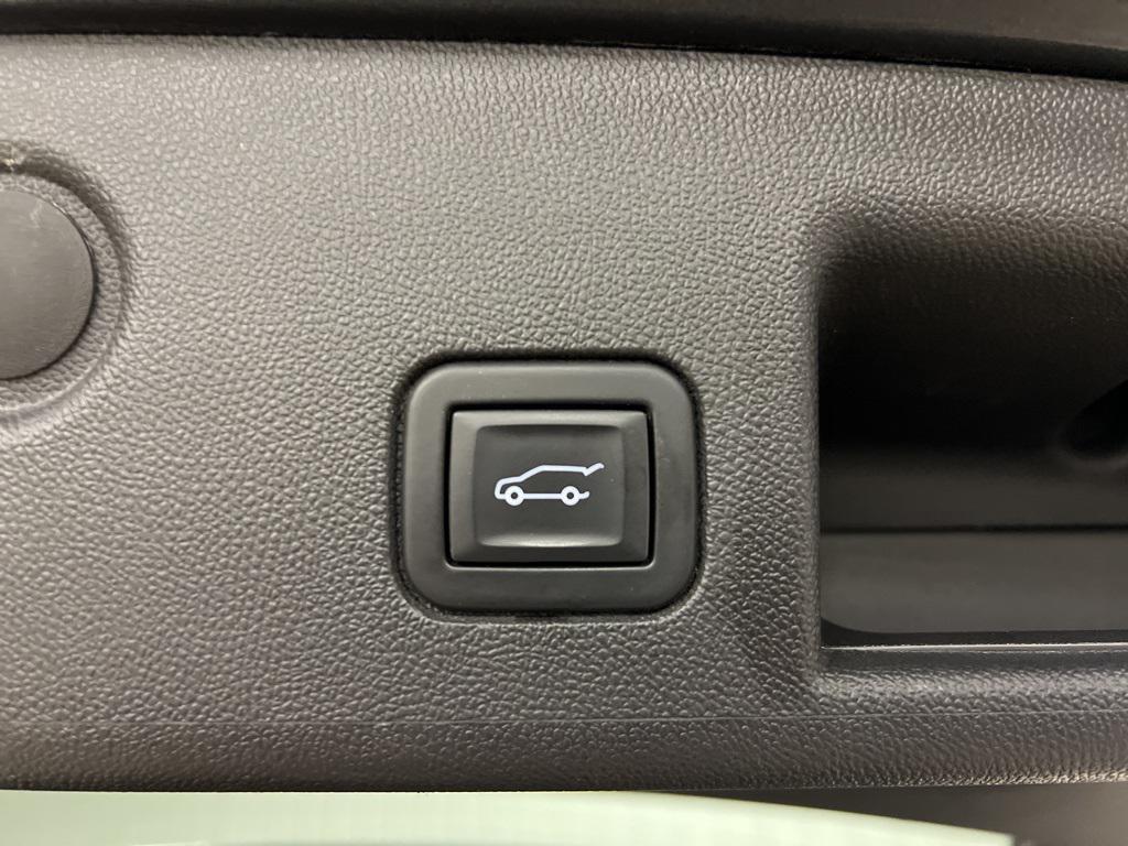 used 2022 Chevrolet Equinox car, priced at $23,790