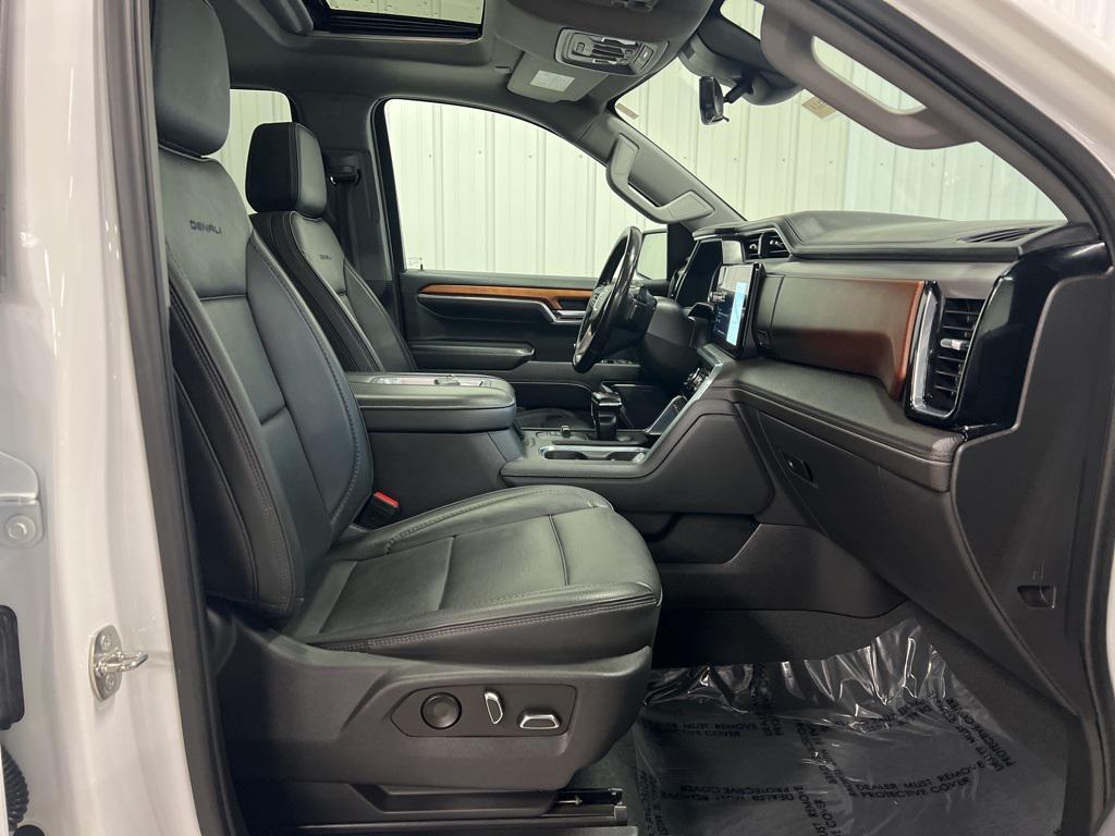 used 2022 GMC Sierra 1500 car, priced at $45,680