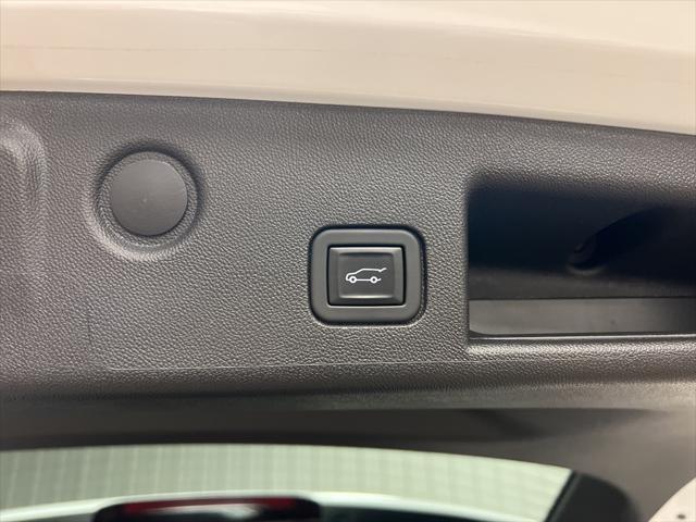 used 2023 Chevrolet Equinox car, priced at $28,260