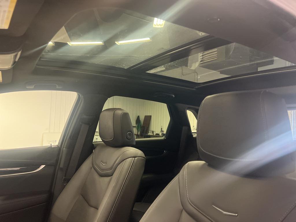 used 2024 Cadillac XT5 car, priced at $44,988