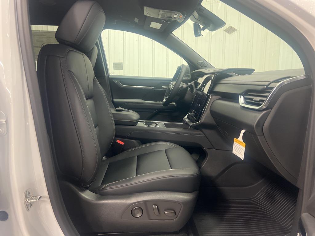 new 2026 GMC Acadia car, priced at $54,575