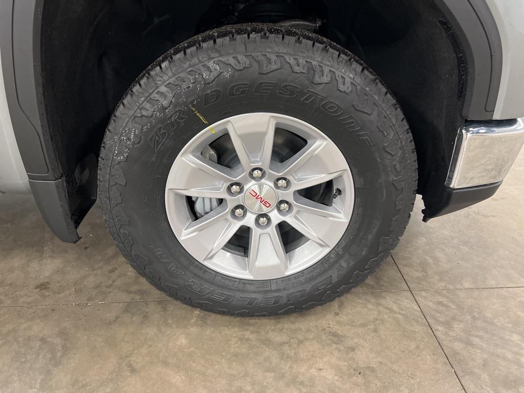 new 2026 GMC Sierra 1500 car, priced at $47,575